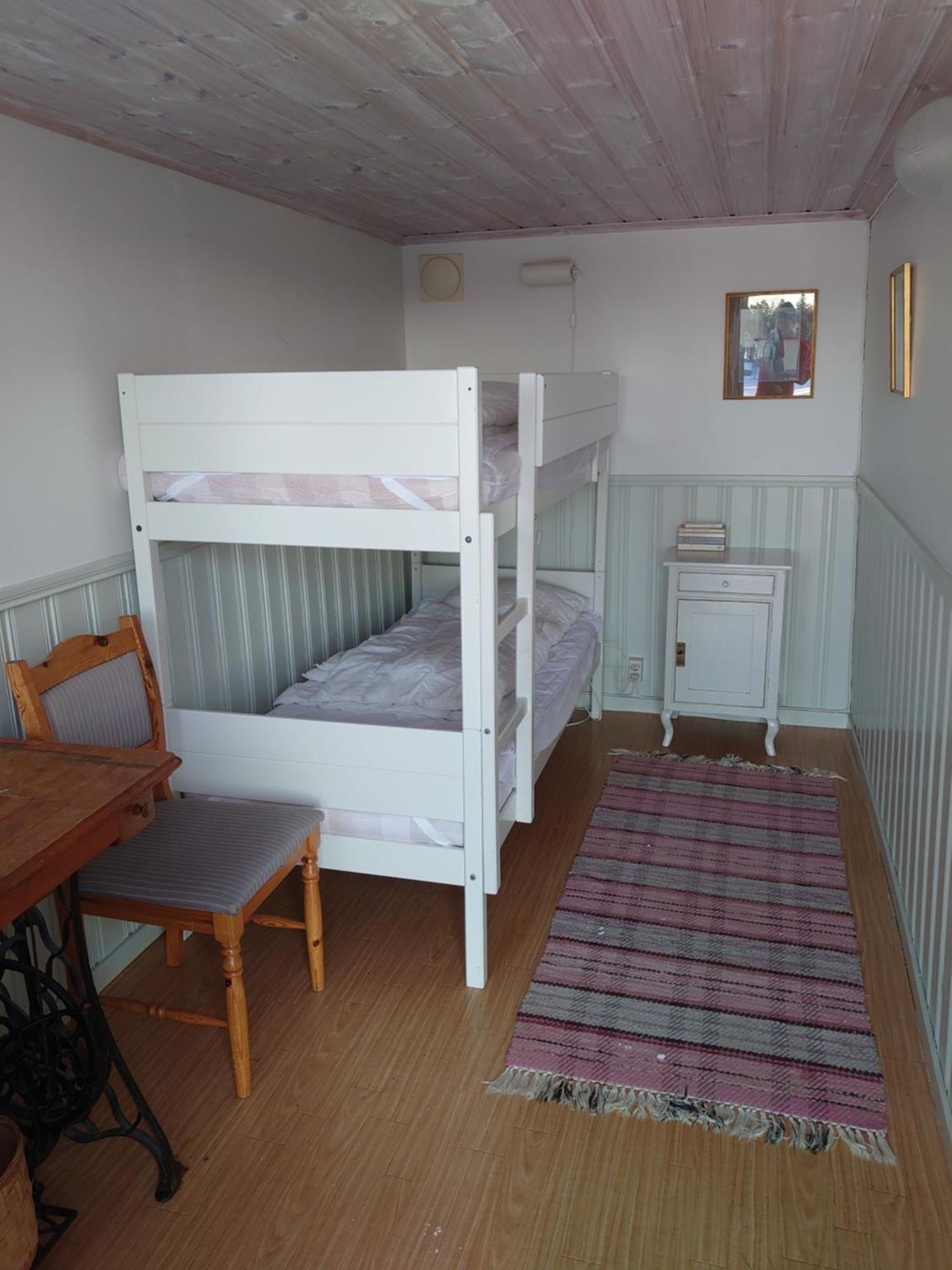 Vandrarhemmet Tallbacka/Aengelsberg Hostel Angelsberg Экстерьер фото